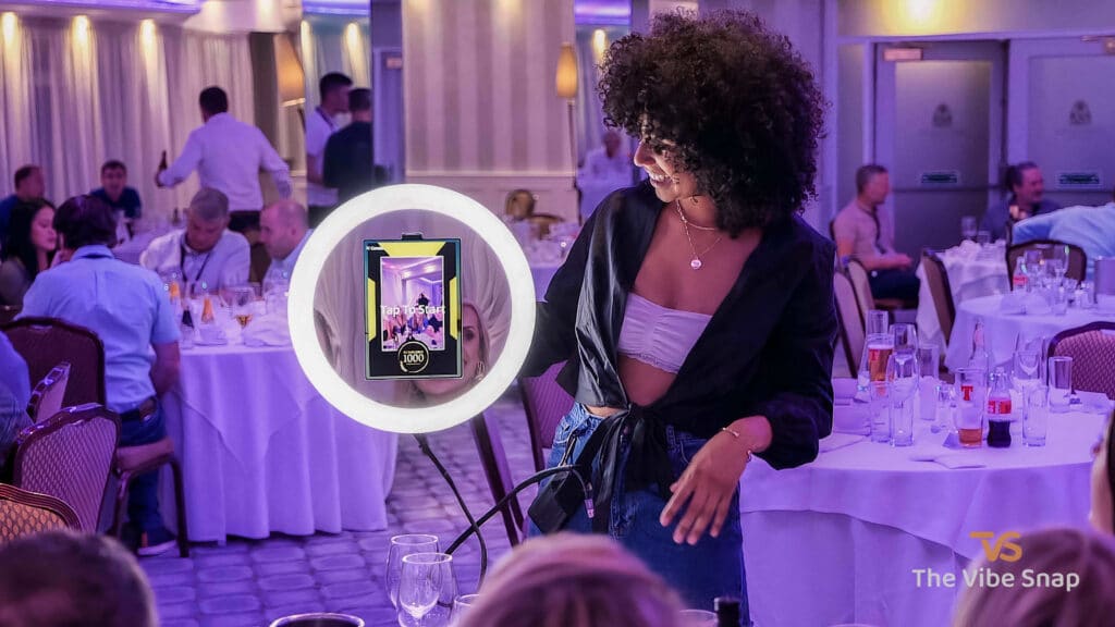 The roamer is getting ready to take photos of the lovely guests